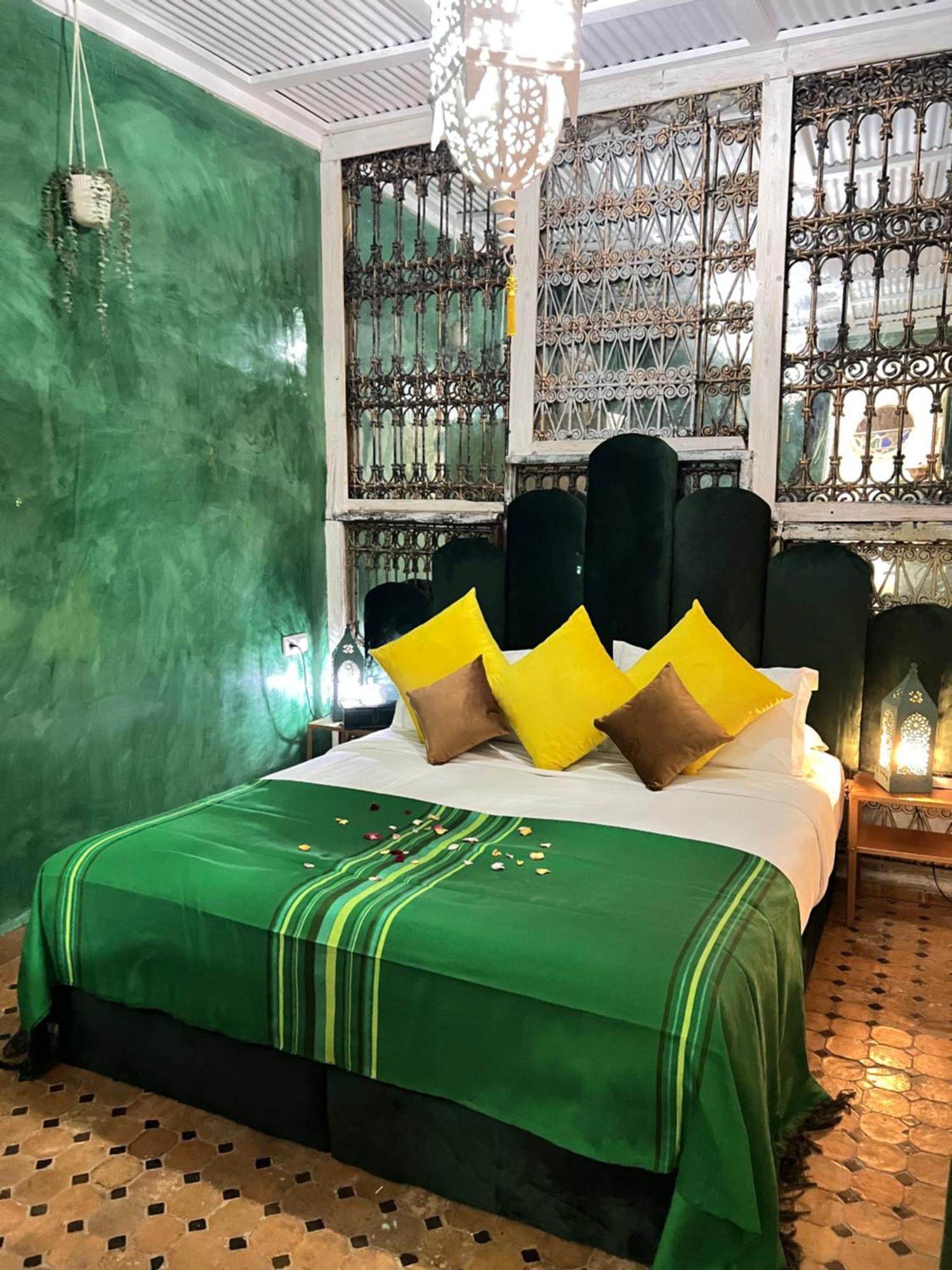 The Repose Hotel Salé Екстериор снимка