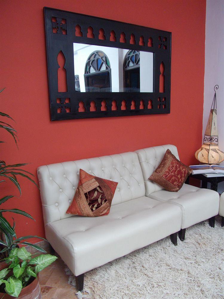 The Repose Hotel Salé Екстериор снимка