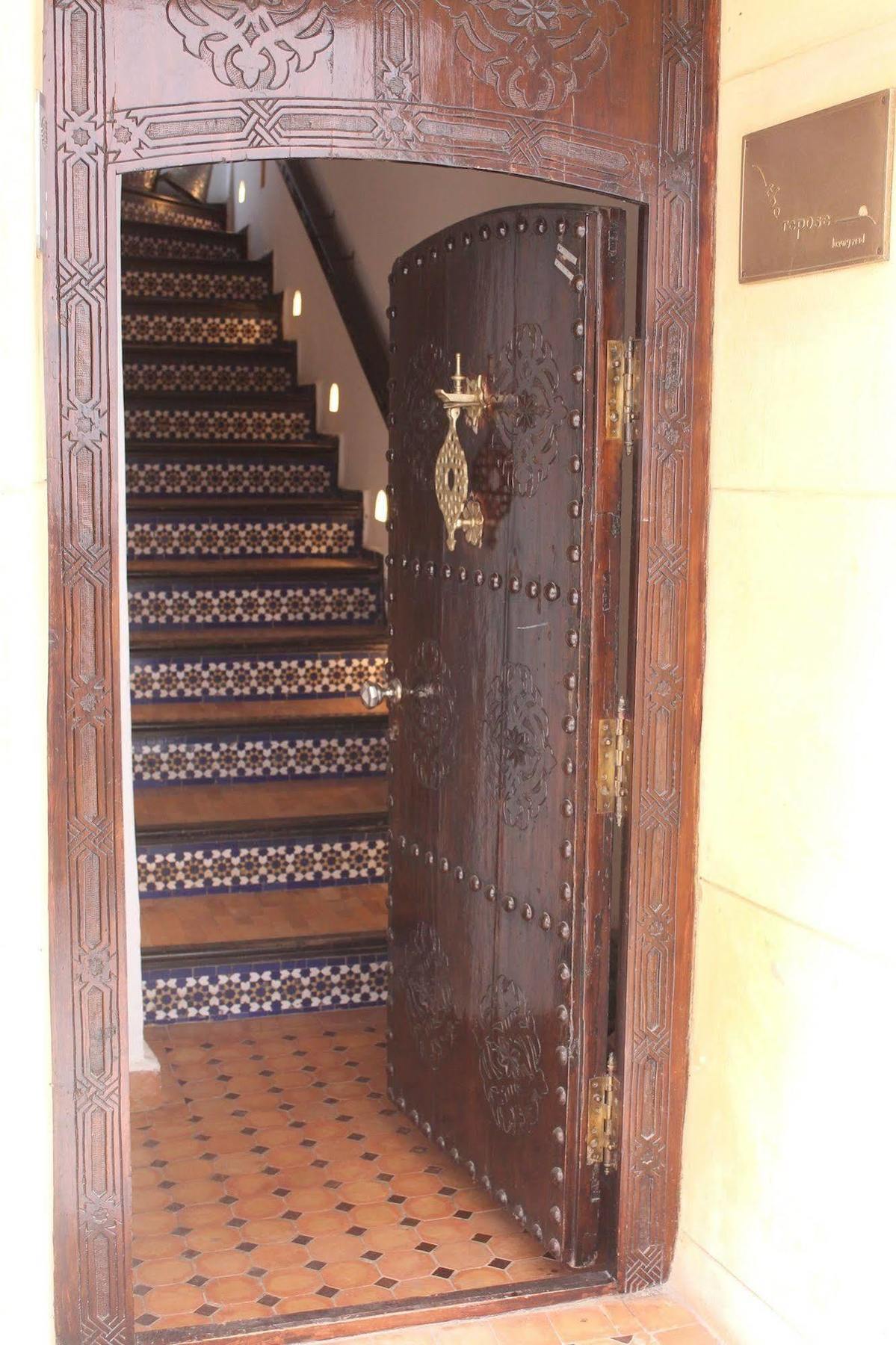The Repose Hotel Salé Екстериор снимка